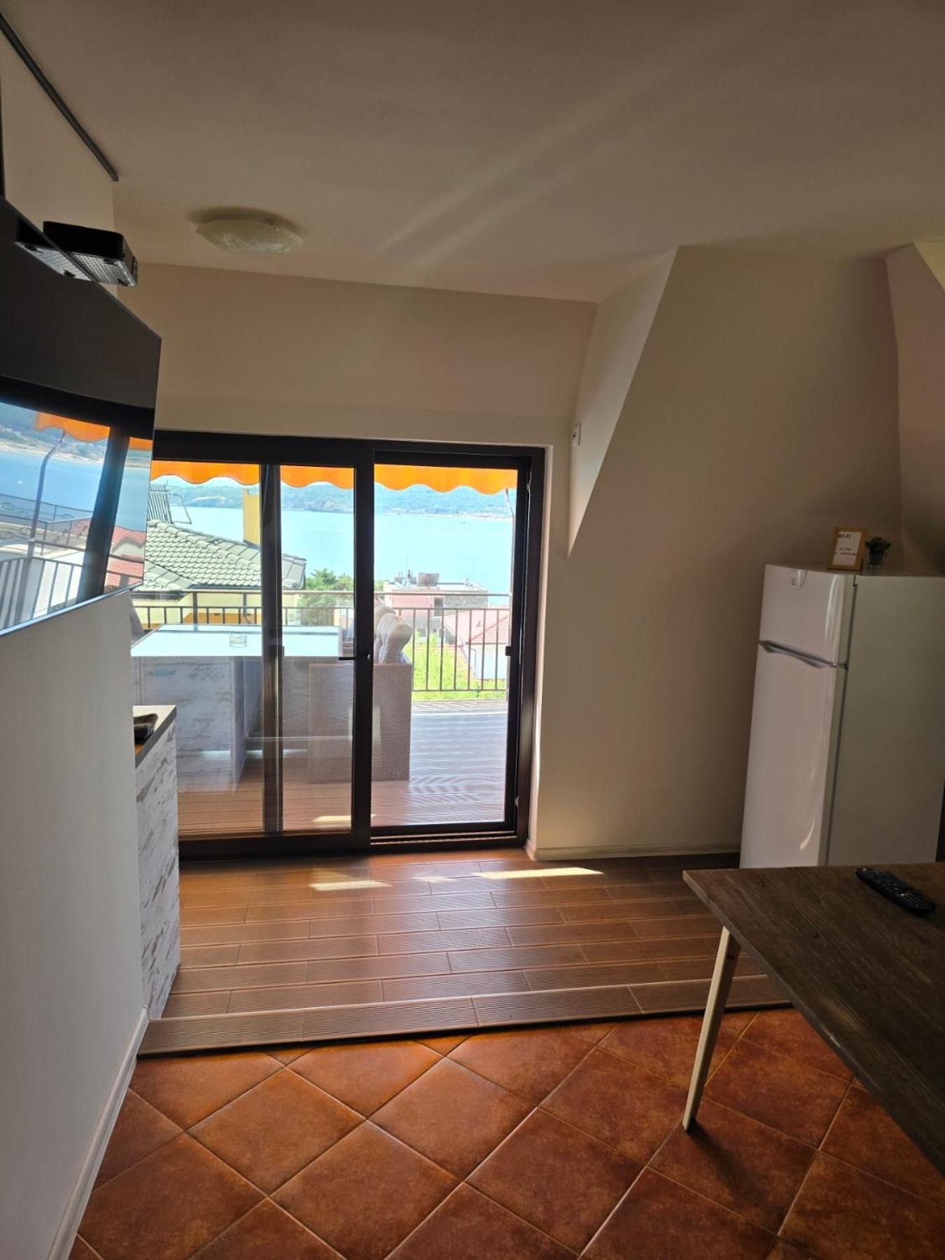 Apartments Provence ソゾポル 部屋 写真
