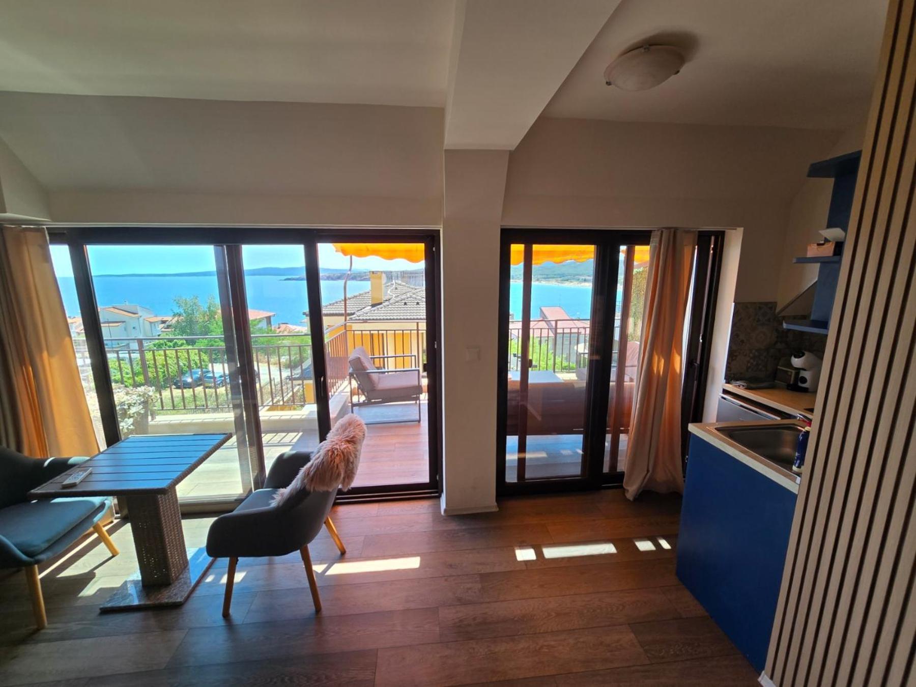 Apartments Provence ソゾポル 部屋 写真